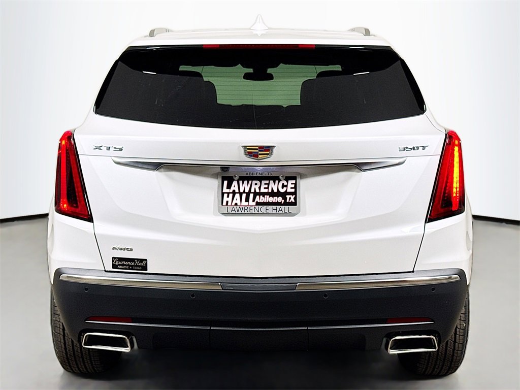 2026 Cadillac XT5 Luxury photo 4