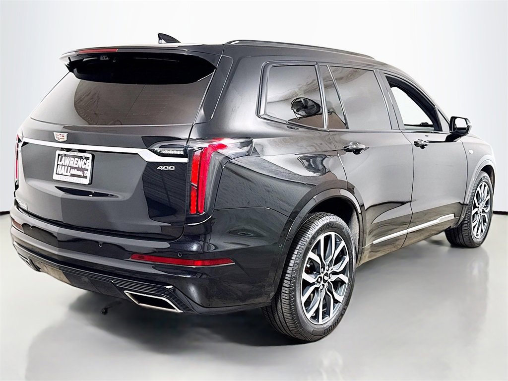 2022 Cadillac XT6 Sport photo 4