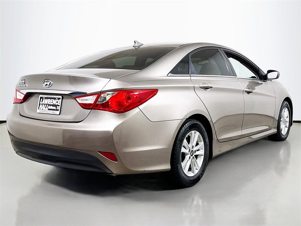 2014 Hyundai Sonata GLS photo 4
