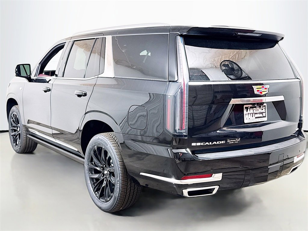 2025 Cadillac Escalade Premium Luxury photo 3