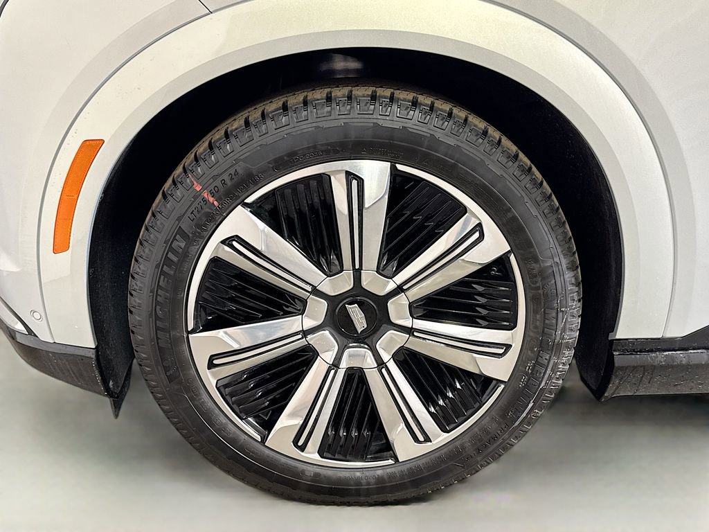 2025 Cadillac Escalade IQ Luxury 1 - Photo 19