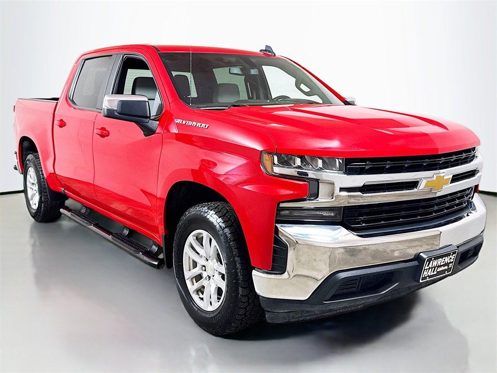 2022 Chevrolet Silverado 1500 LT photo 3