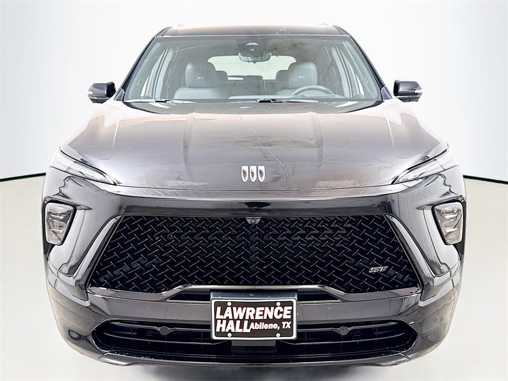 2026 Buick Enclave Sport Touring photo 2