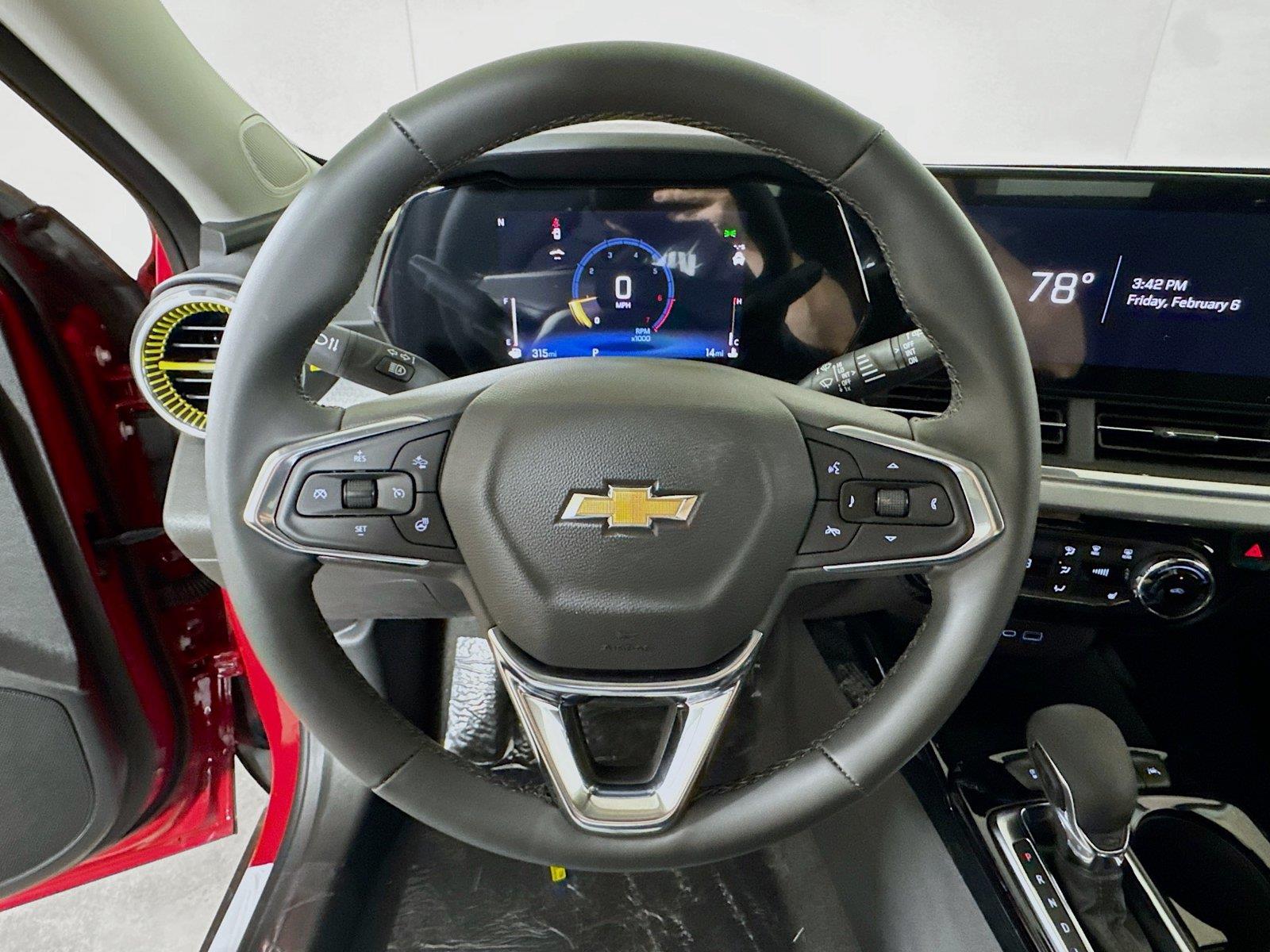 2026 Chevrolet Trax LT - Photo 6