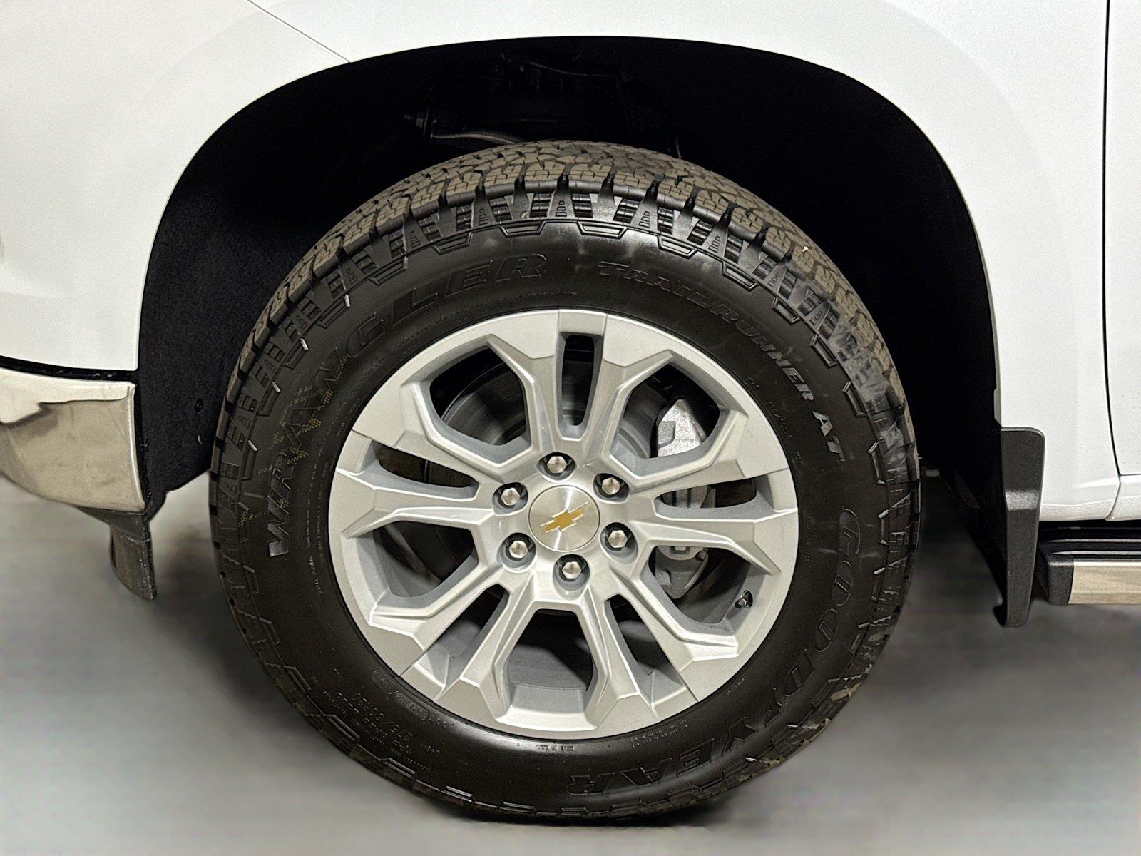 2026 Chevrolet Silverado 1500 LTZ - Photo 19