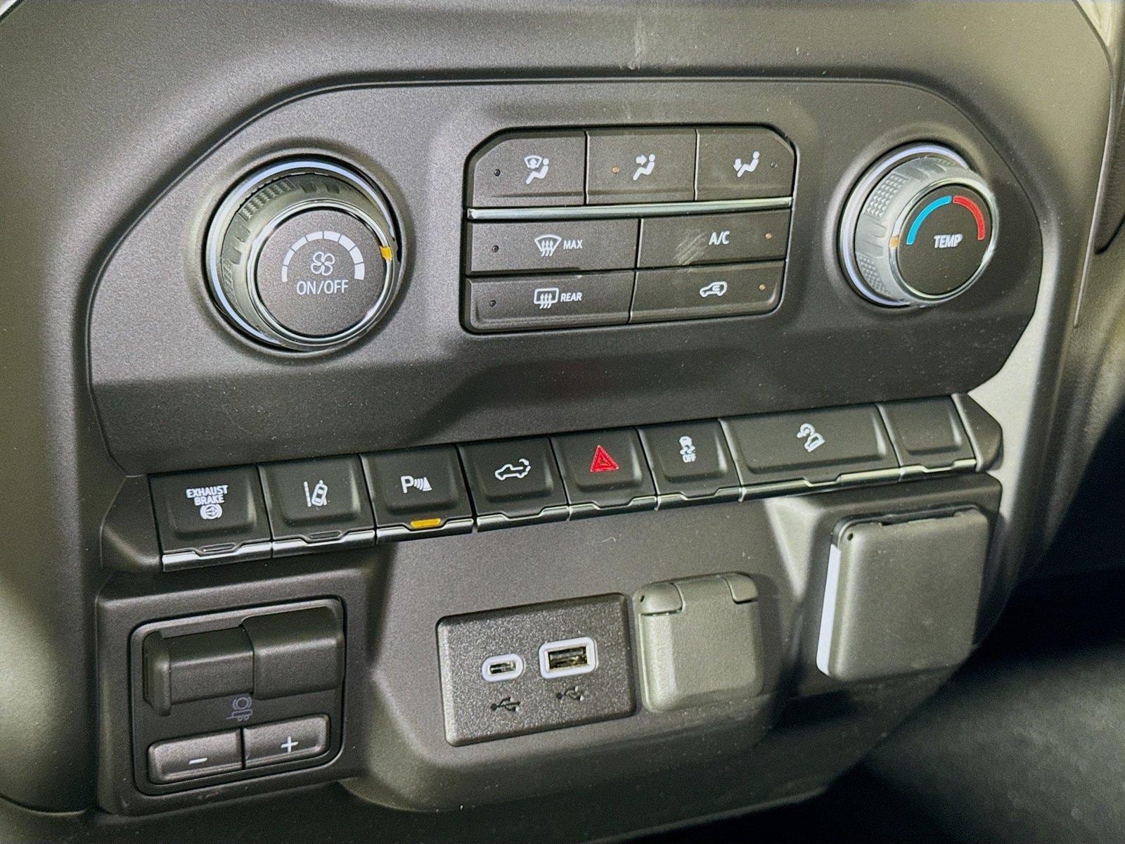 2026 Chevrolet Silverado 2500 HD Custom - Photo 10