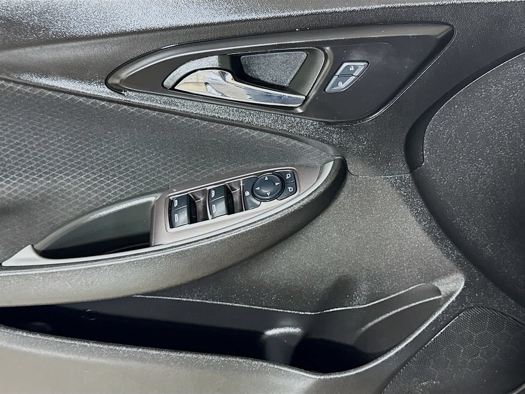2025 Chevrolet Malibu 1LT - Photo 16