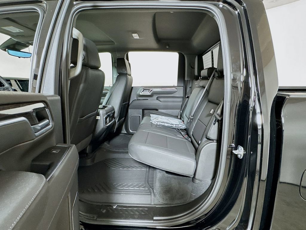 2026 Chevrolet Silverado 2500 HD LTZ - Photo 13