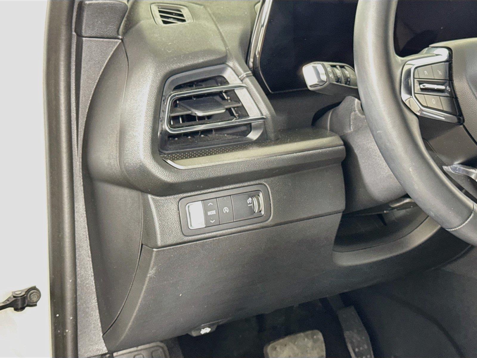 2026 Chevrolet Traverse LT - Photo 8