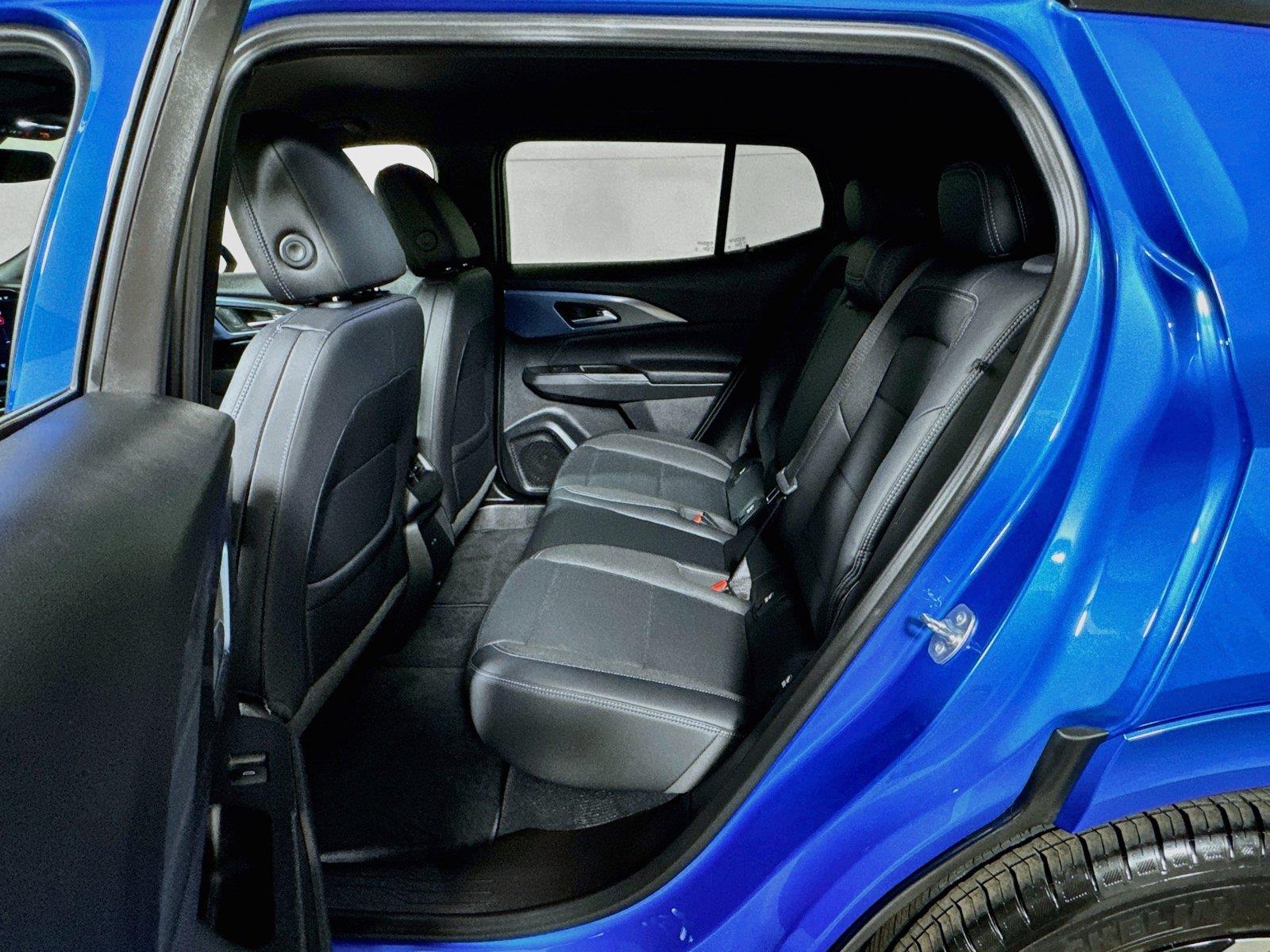 2024 Chevrolet Equinox EV LT - Photo 21