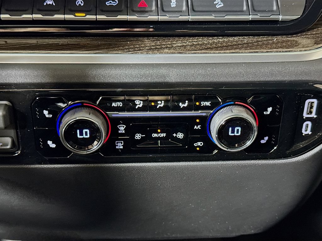 2026 Chevrolet Silverado 1500 LT - Photo 10