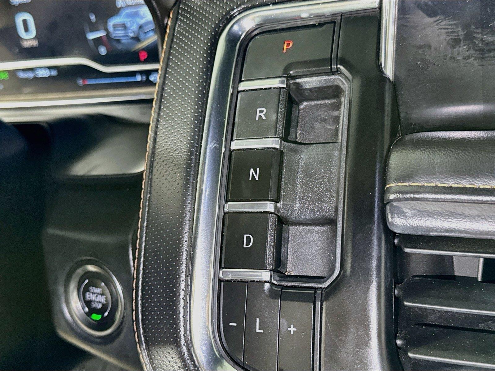 2024 GMC Yukon XL AT4 - Photo 15