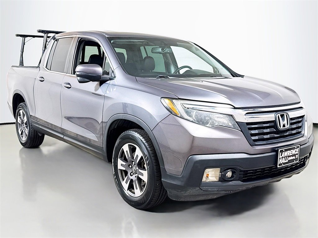 2019 Honda Ridgeline RTL-T photo 3
