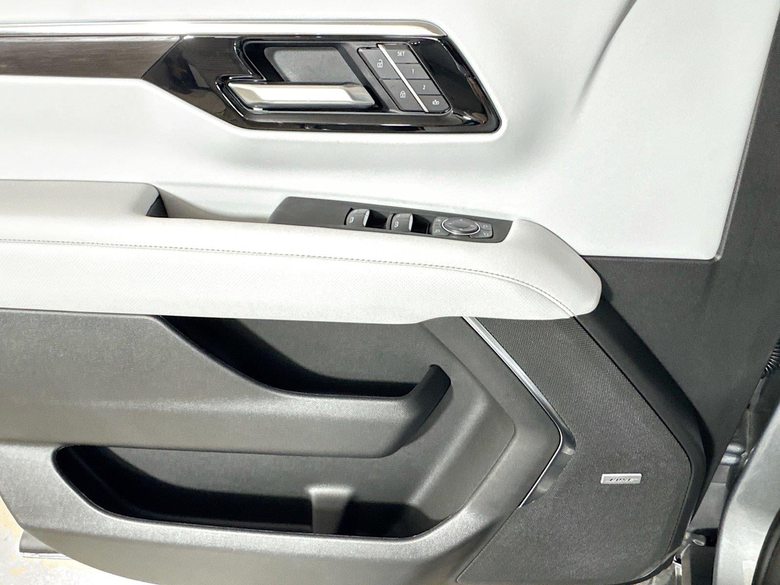 2026 Chevrolet Tahoe Premier - Photo 17