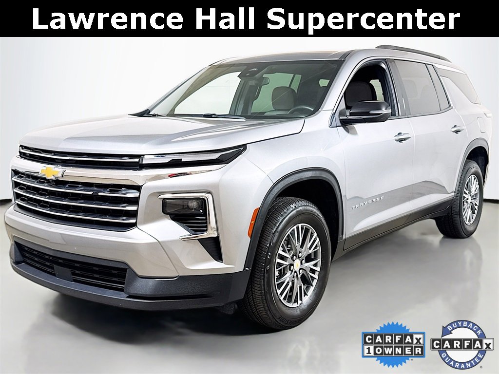 2025 Chevrolet Traverse LT's photo