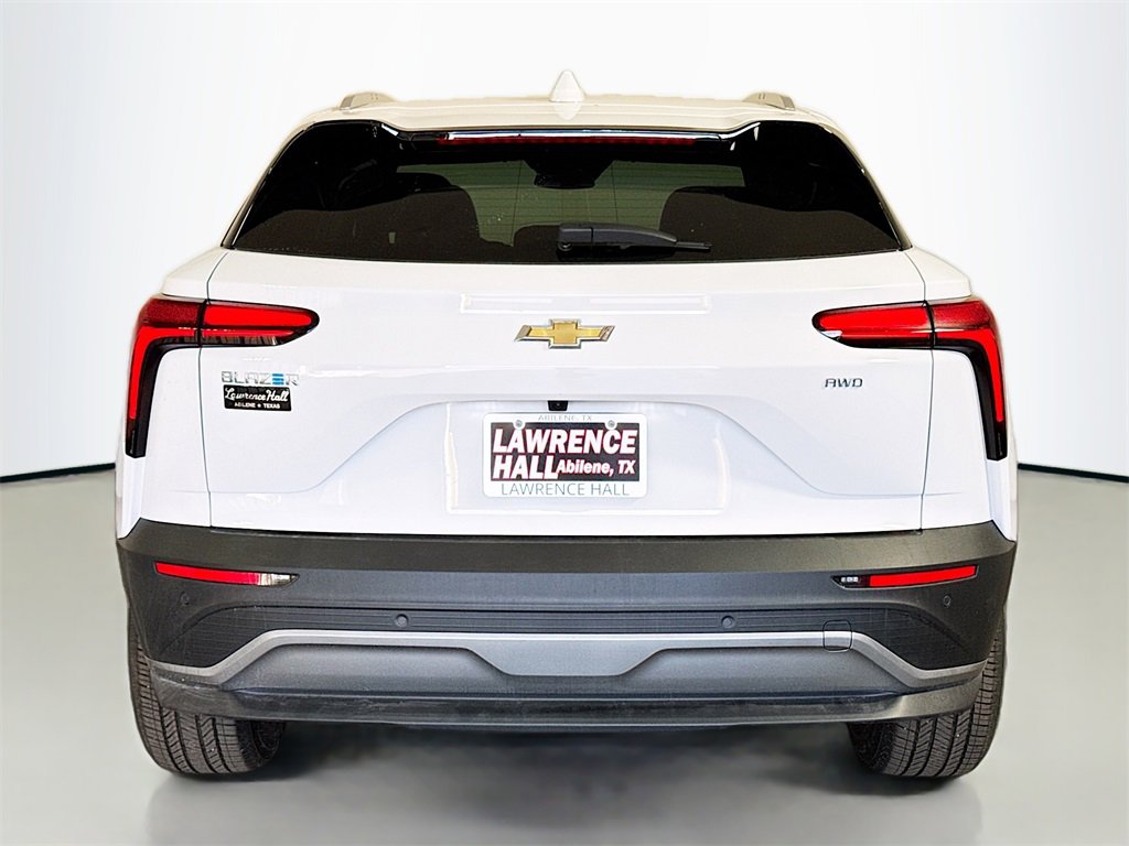 2025 Chevrolet Blazer EV photo 4