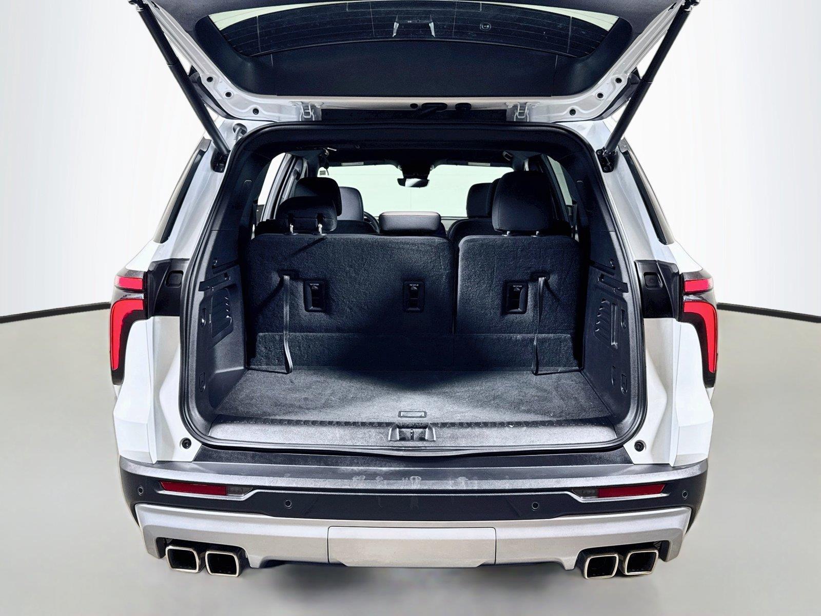 2026 Chevrolet Traverse LT - Photo 25