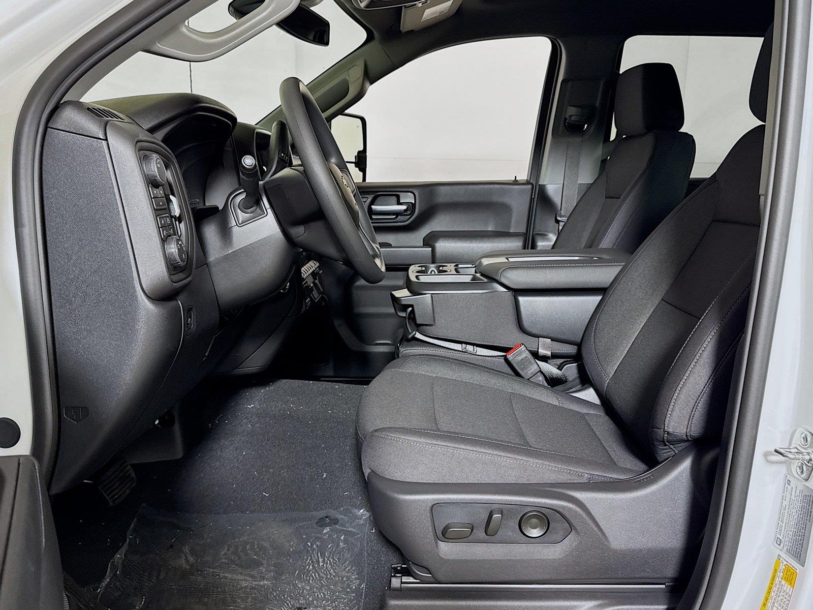 2026 Chevrolet Silverado 2500 HD Custom - Photo 12
