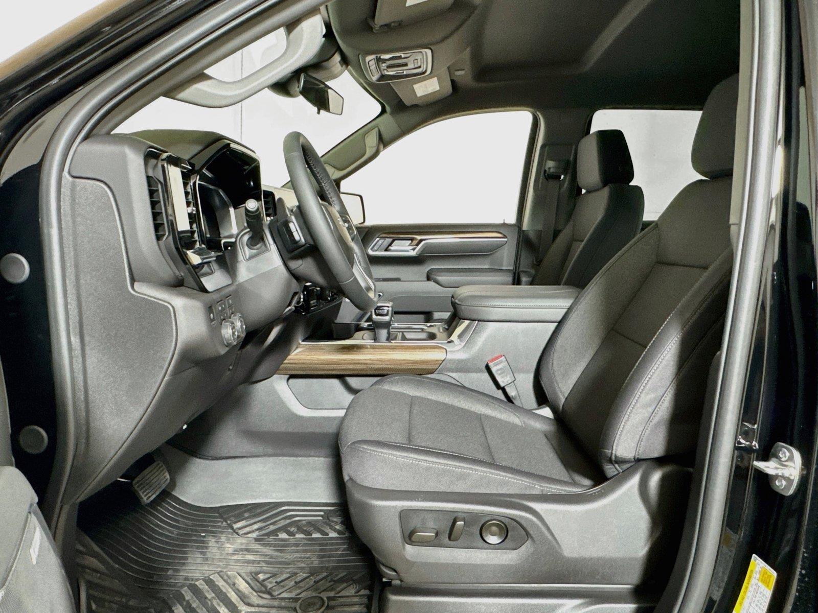 2026 Chevrolet Silverado 1500 LT Trail Boss - Photo 11