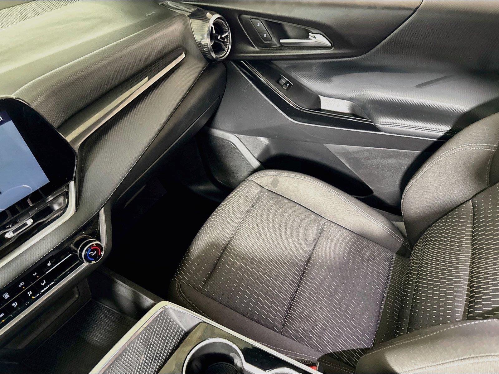2025 Chevrolet Equinox LT - Photo 21