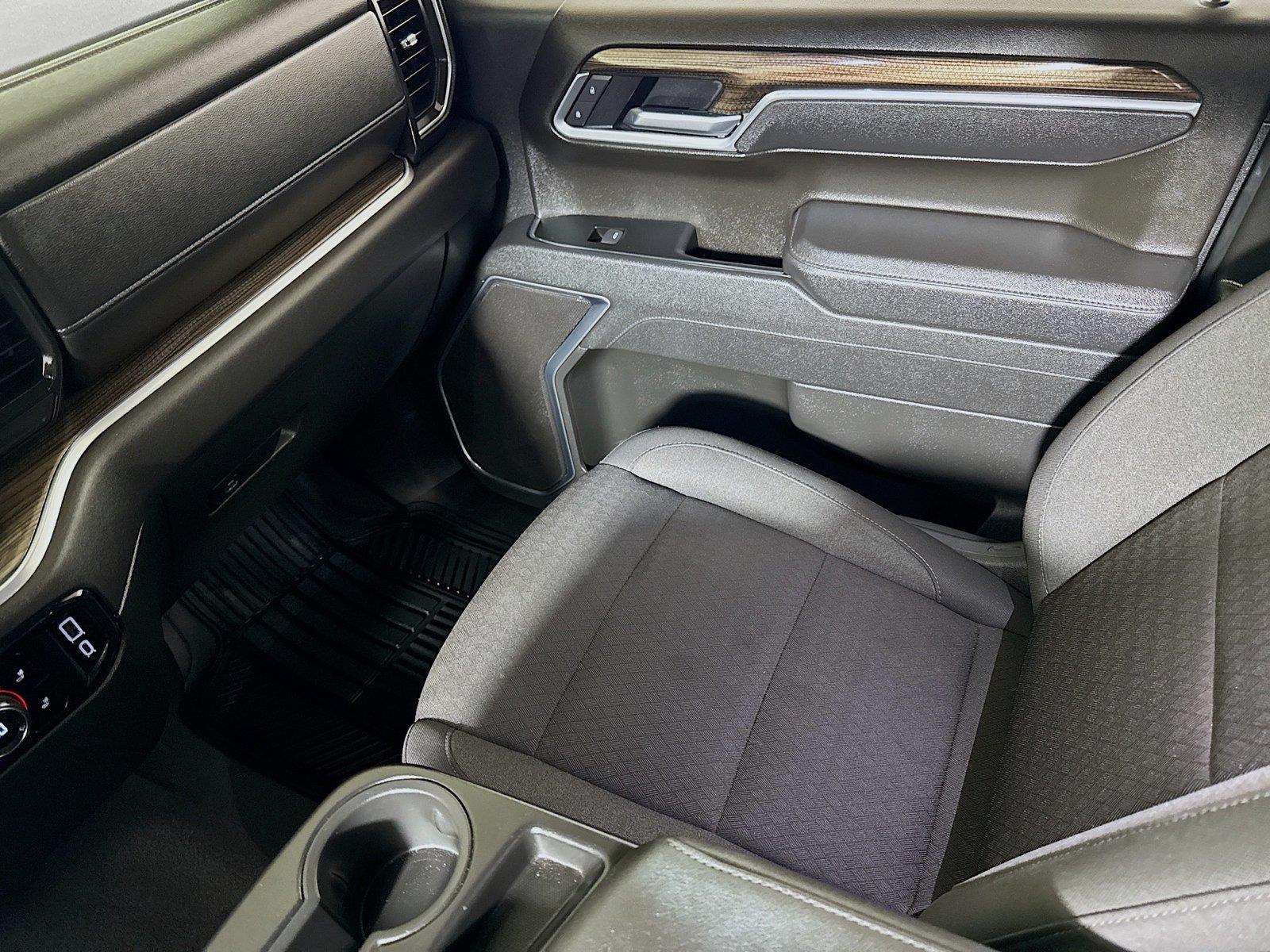 2026 Chevrolet Silverado 1500 RST - Photo 21