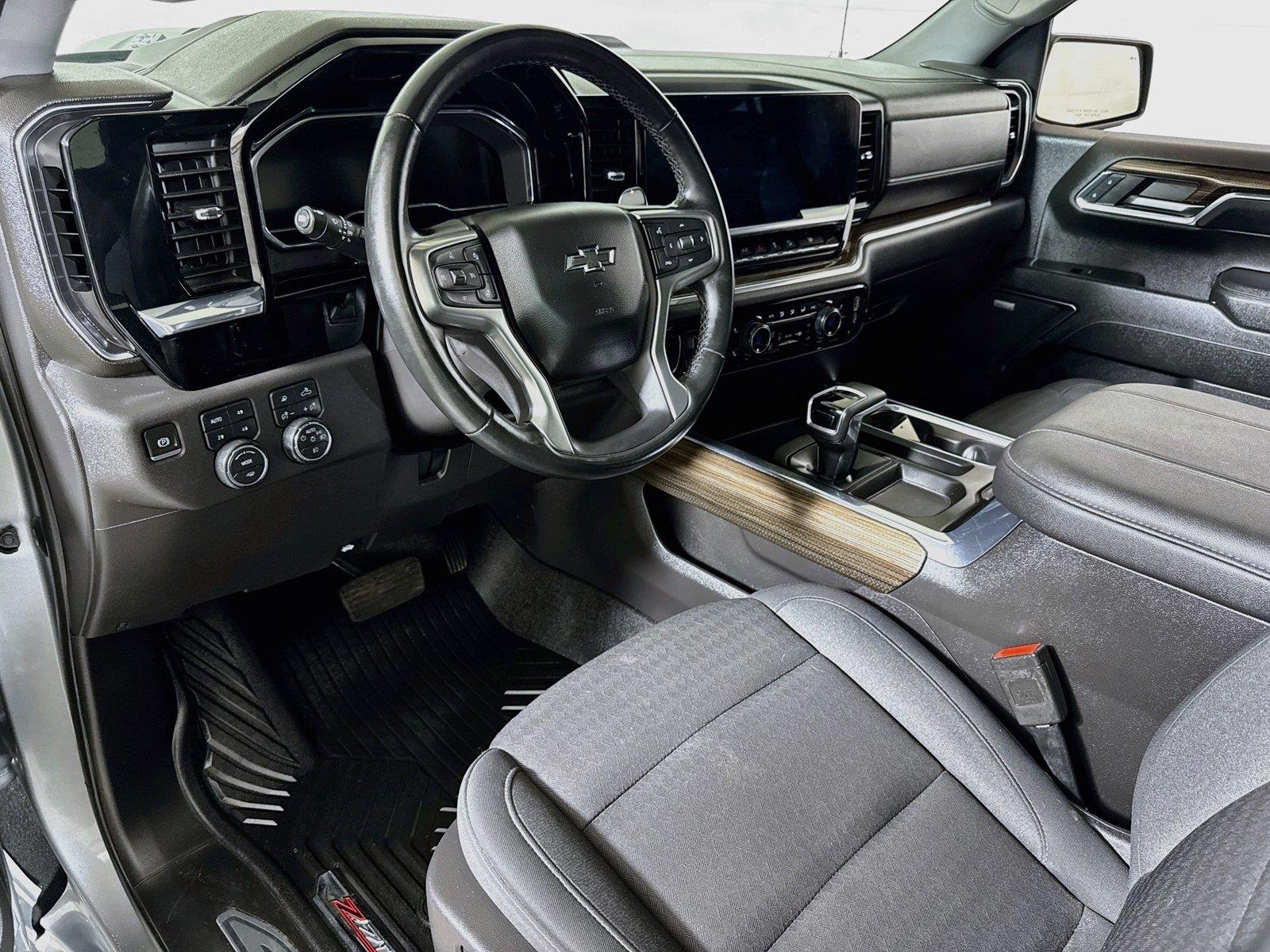 2024 Chevrolet Silverado 1500 LT Trail Boss - Photo 7