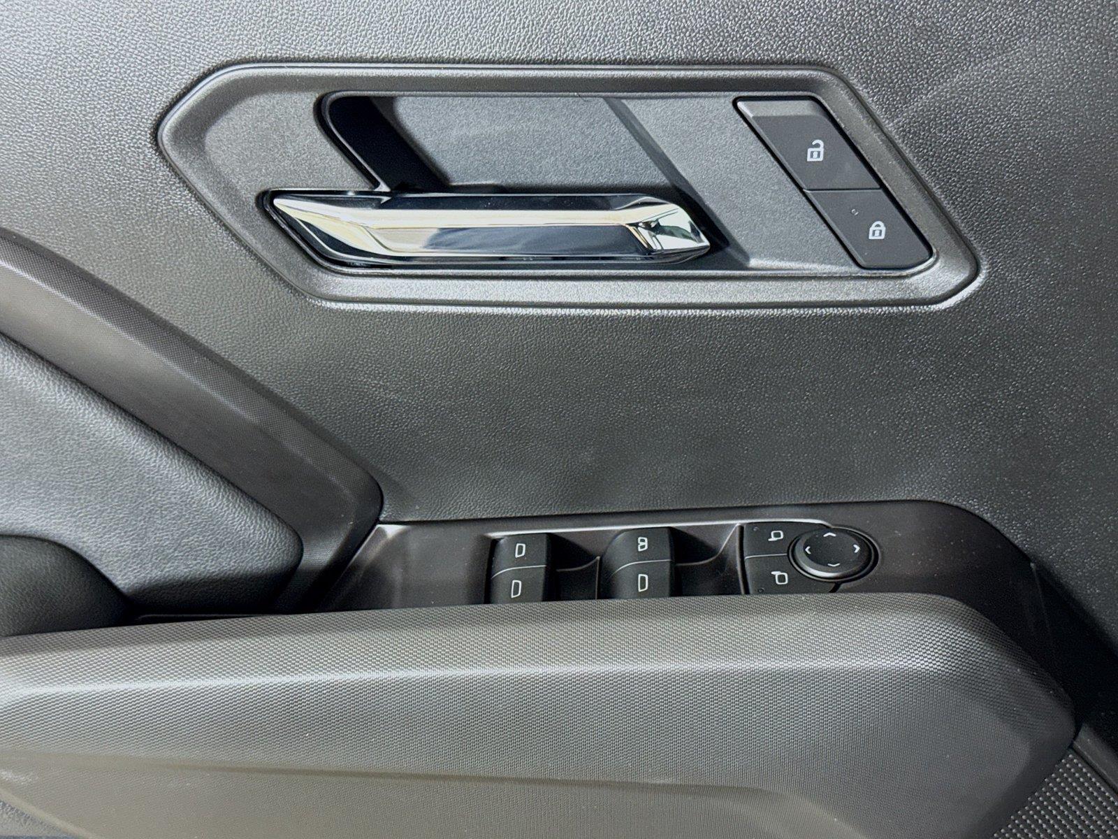2026 Chevrolet Colorado LT - Photo 16