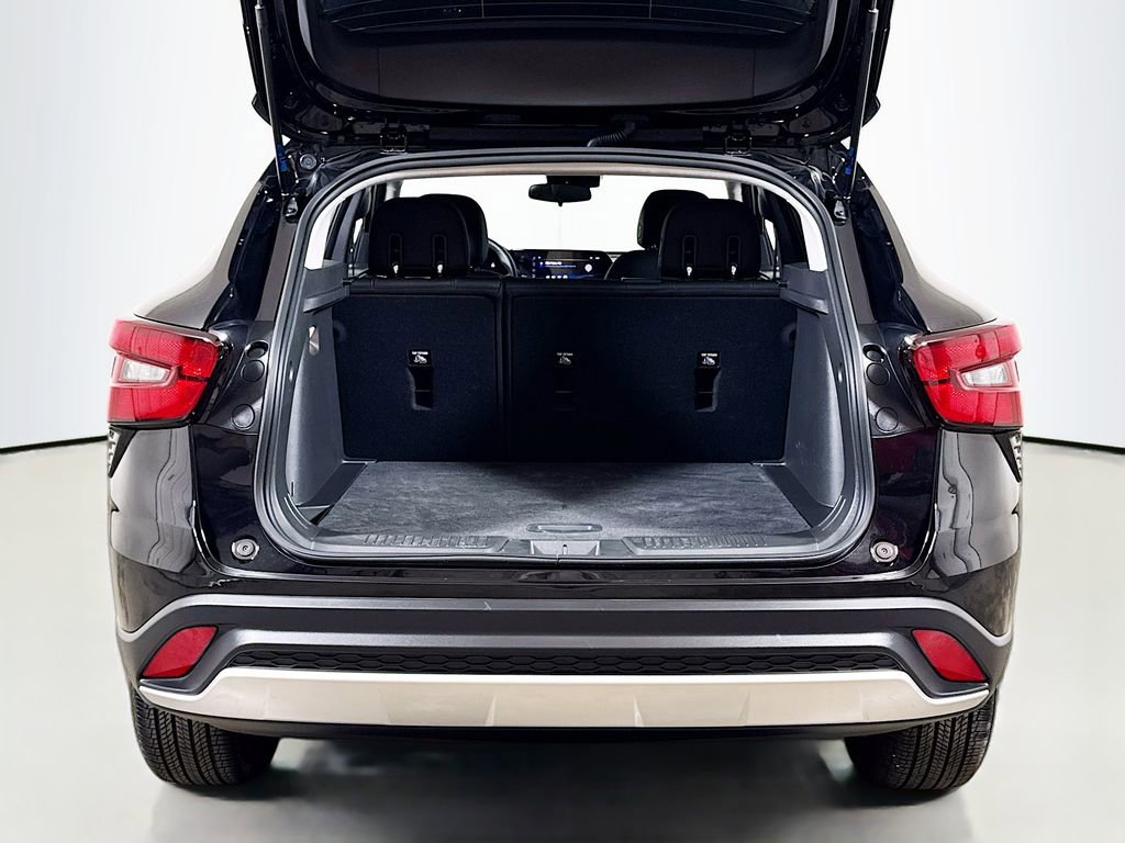2026 Chevrolet Trax LT - Photo 22