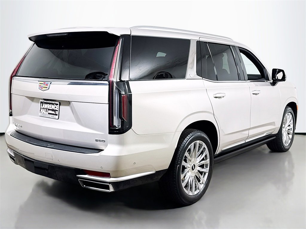 2024 Cadillac Escalade Premium Luxury photo 4