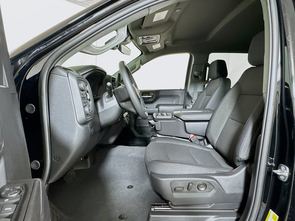 2026 Chevrolet Silverado 1500 Custom - Photo 12