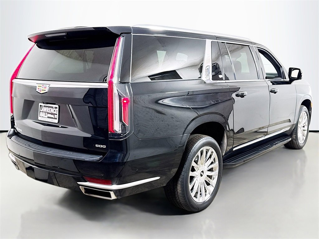 2021 Cadillac Escalade ESV Premium Luxury photo 4