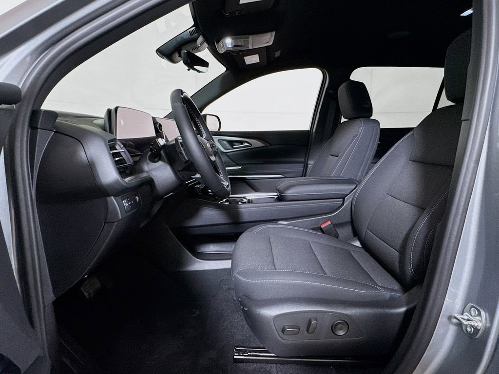 2026 Chevrolet Traverse LT - Photo 12