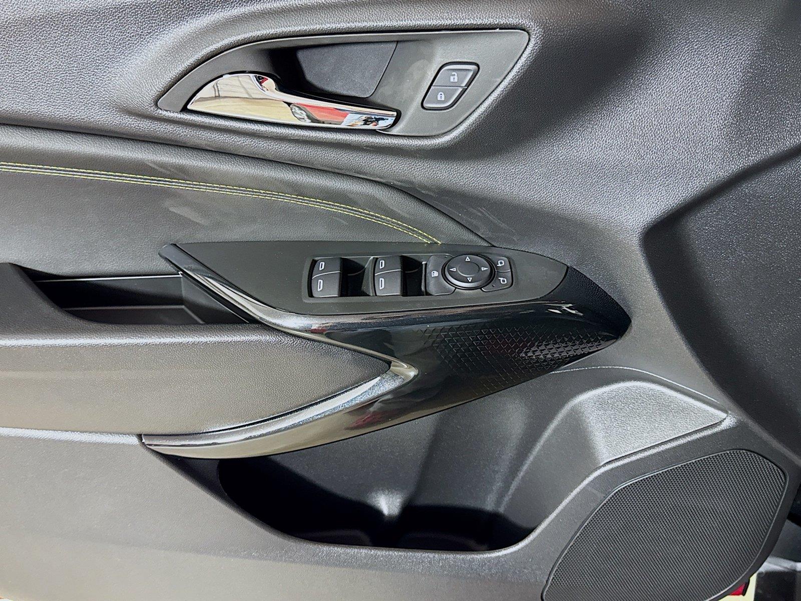 2026 Chevrolet Trax LT - Photo 15
