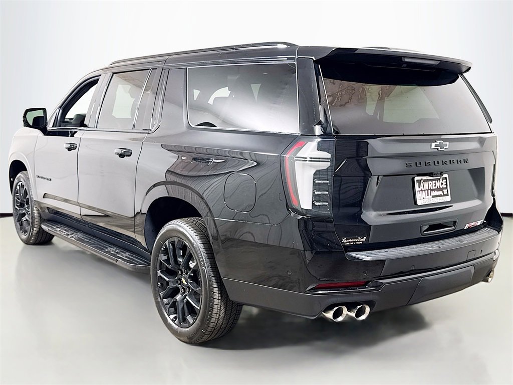 2026 Chevrolet Suburban RST photo 3