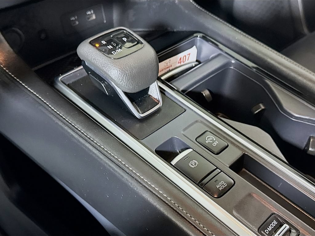 2025 Nissan Pathfinder SL - Photo 15