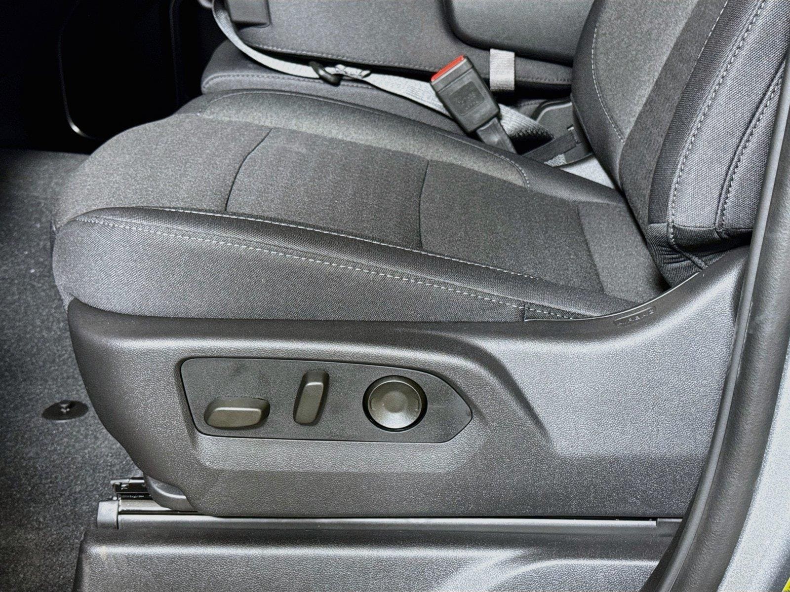 2026 Chevrolet Silverado 1500 LT - Photo 17