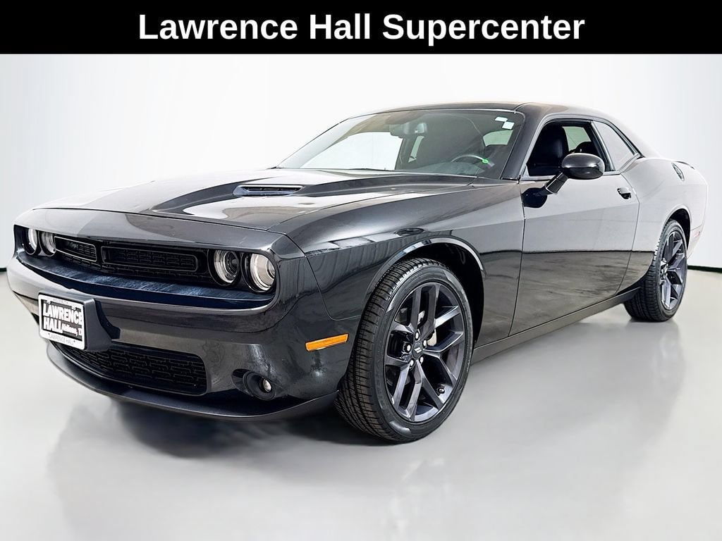 2023 Dodge Challenger SXT Auto's photo
