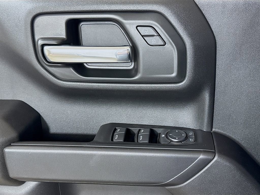 2026 Chevrolet Silverado 1500 Custom - Photo 16