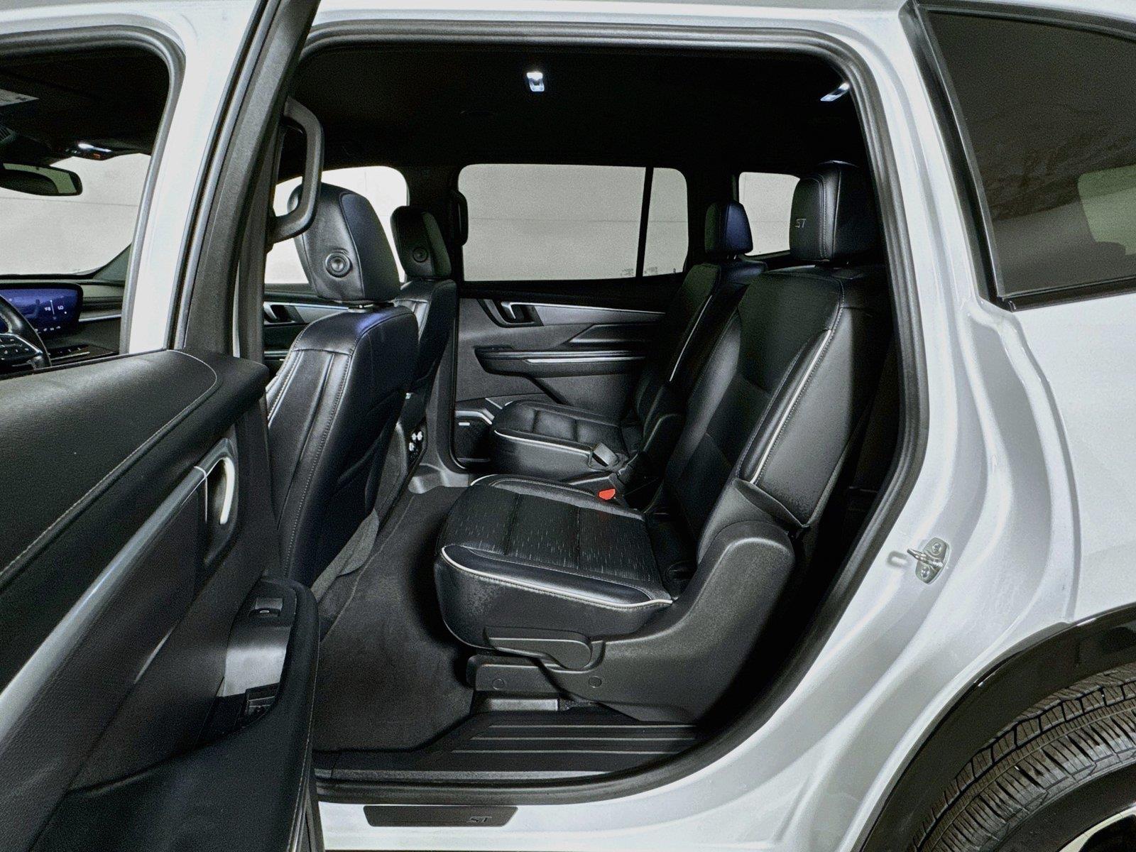 2026 Buick Enclave Sport Touring - Photo 23