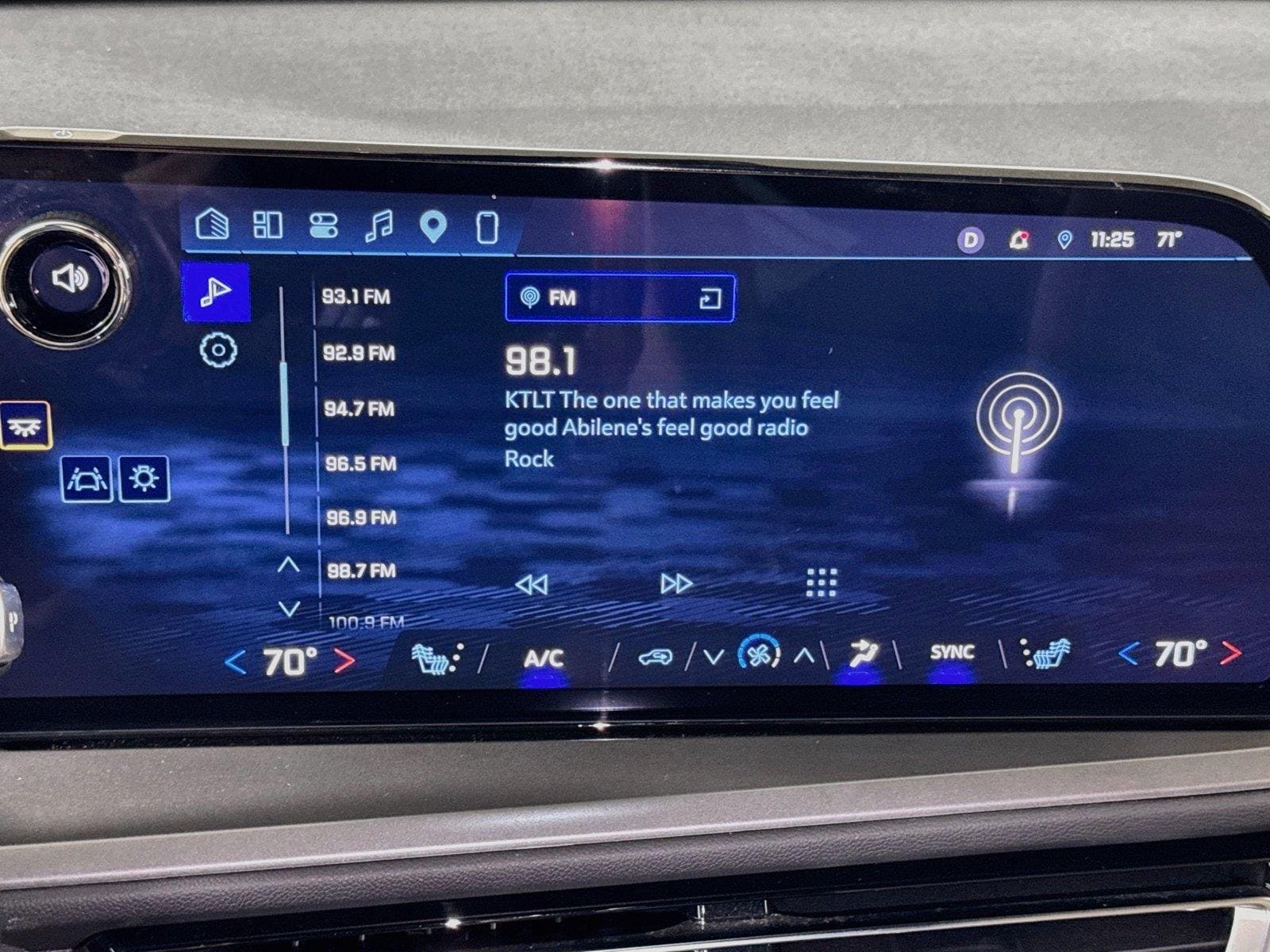 2026 Chevrolet Traverse LT - Photo 13