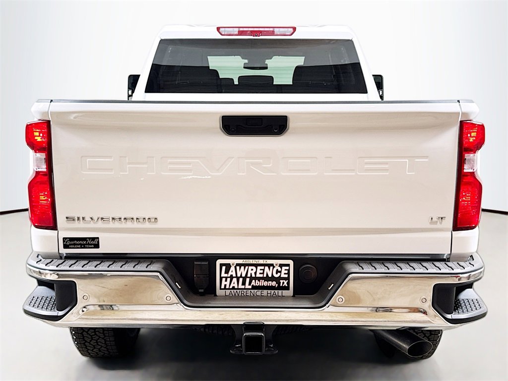 2025 Chevrolet Silverado 2500HD LT photo 4