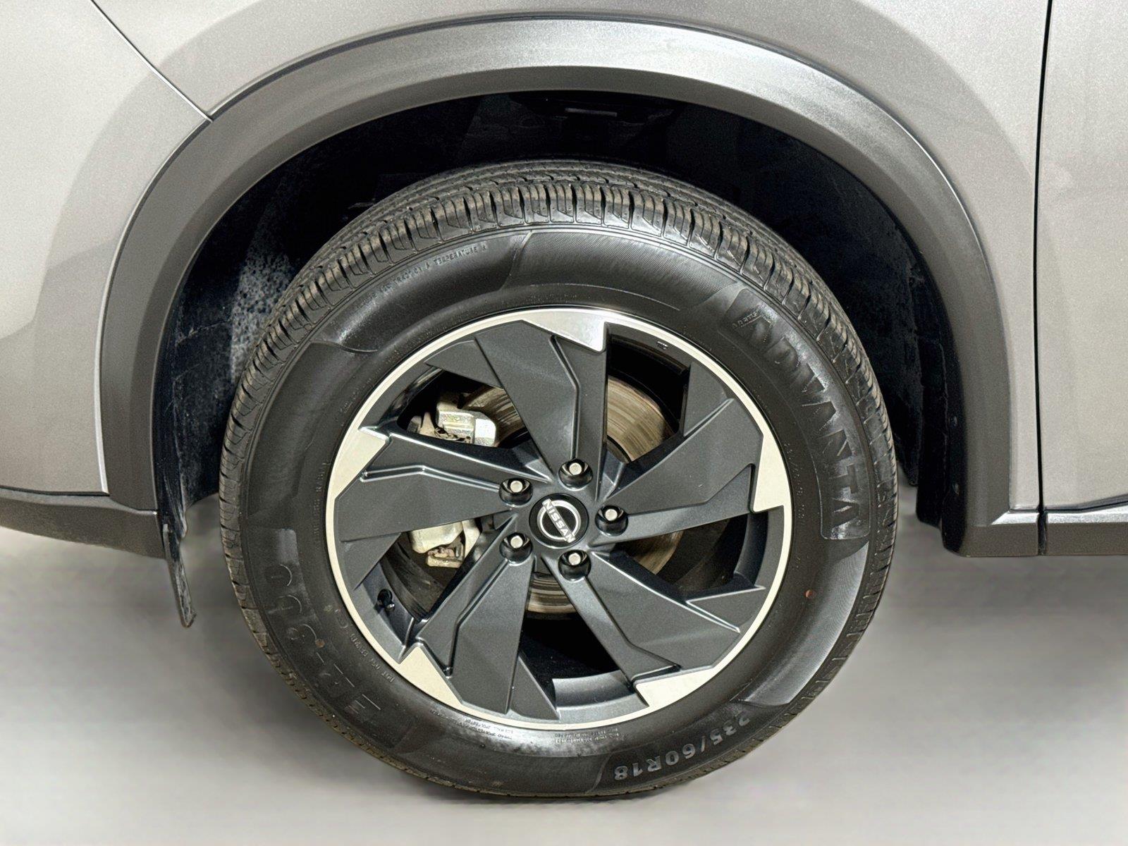 2025 Nissan Rogue SV - Photo 27