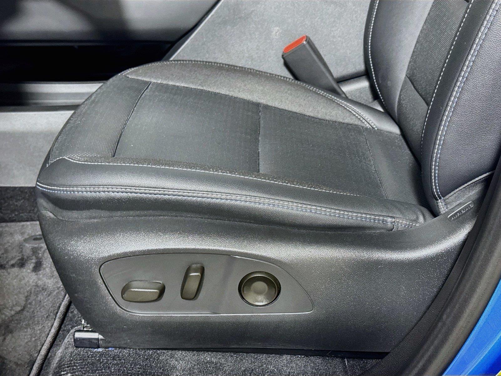 2024 Chevrolet Equinox EV LT - Photo 16
