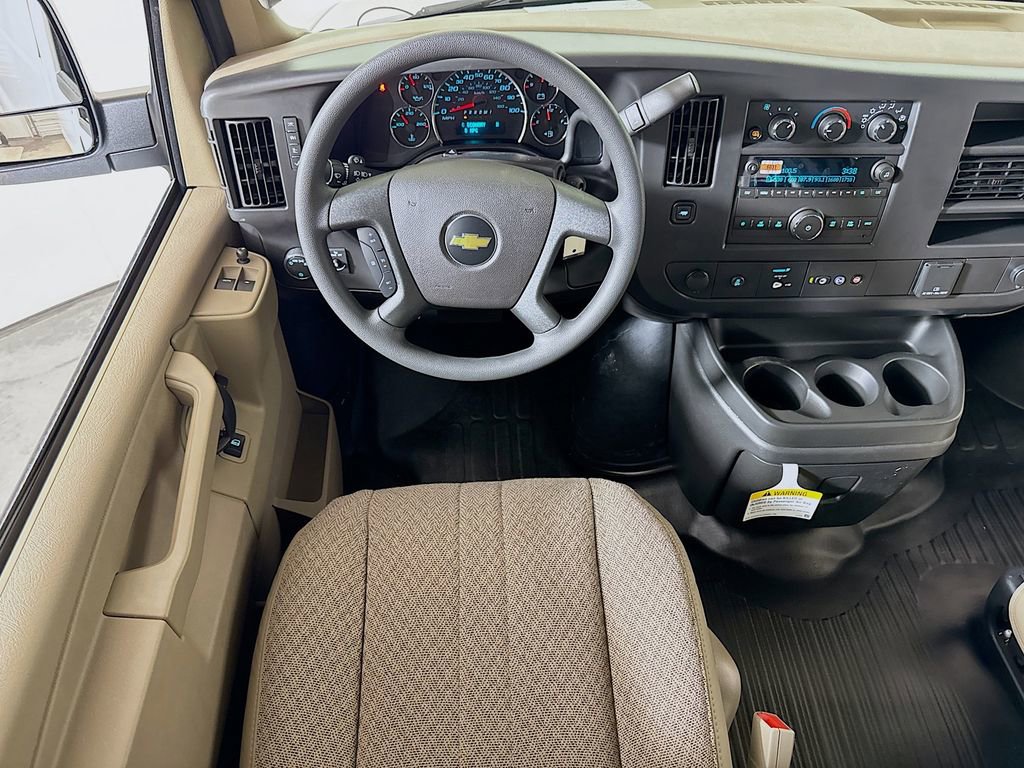2025 Chevrolet Express Cargo Work Van - Photo 12