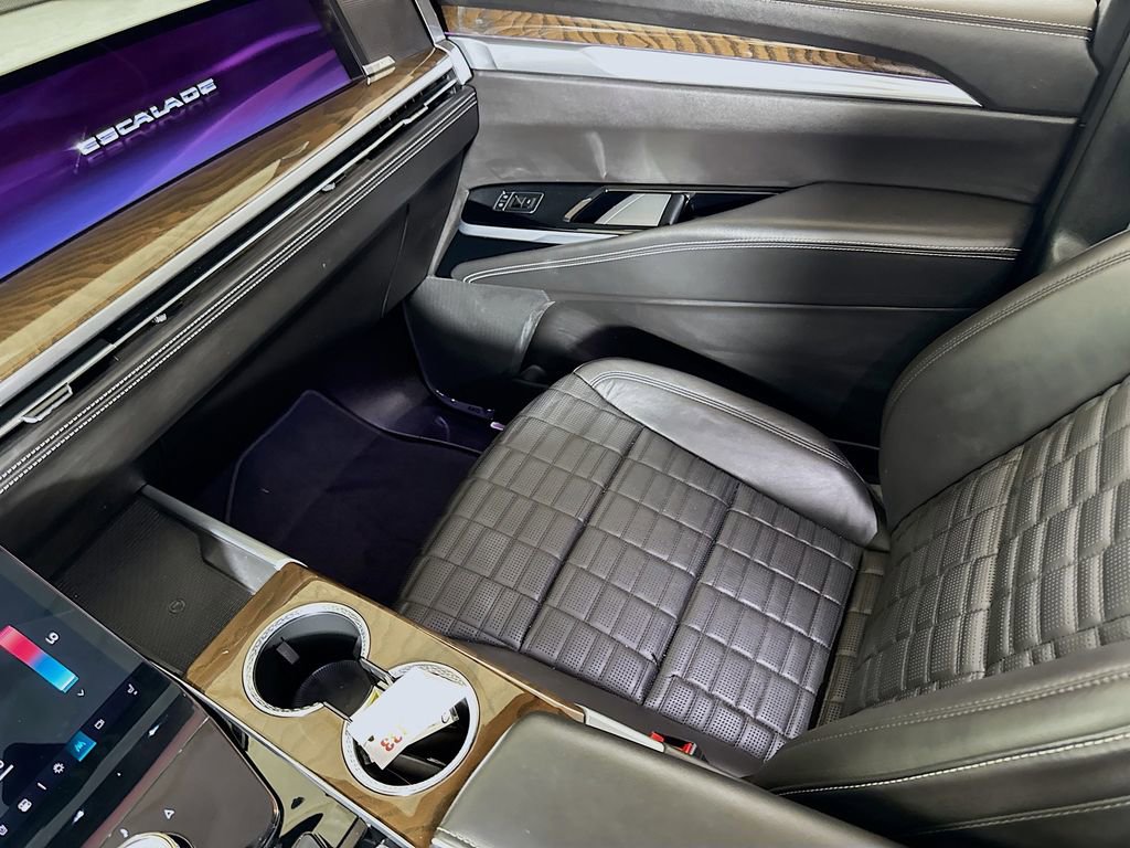 2025 Cadillac Escalade Sport Platinum - Photo 23