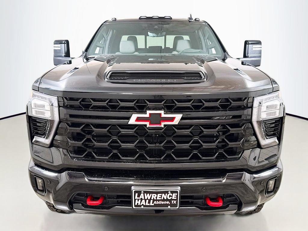 2026 Chevrolet Silverado 2500 HD ZR2 - Photo 2