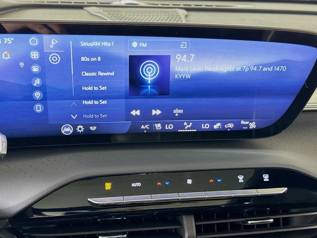 2025 Buick Enclave Avenir - Photo 13
