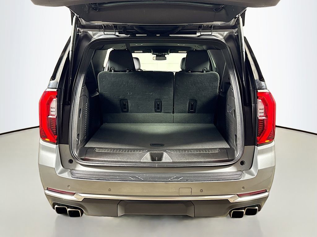2025 GMC Yukon XL Denali - Photo 25