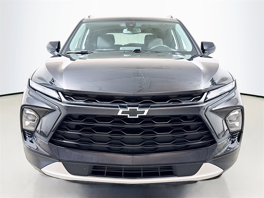 2024 Chevrolet Blazer 2LT photo 2