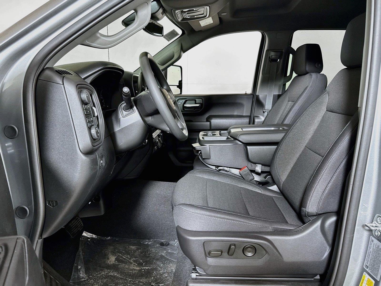 2026 Chevrolet Silverado 2500 HD Custom - Photo 11